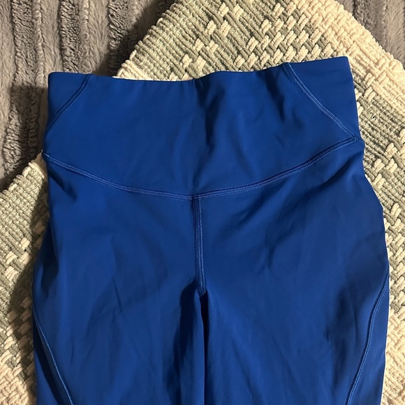 Lululemon base pace leggings 💙 - Picture 2 of 4